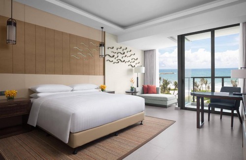 Lingshui County Hotel | Marriott Resort Xiangshui Bay