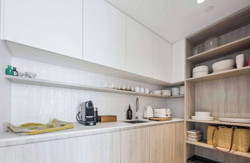 Burleigh Heads Apartment | Matisse by Khove