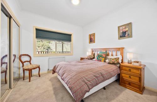 Ballarat East Bed & Breakfast | Maureens Retreat