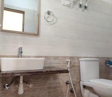 Taj Ganj House | Max Guest House
