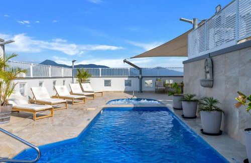 Cairns Central Business District Hotel | McLeod Nook - Poolside Studio by Waterfront & Market