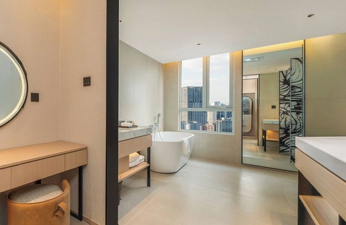 Qingdao City Center Hotel | MEHOOD LESTIE Hotel Qingdao Vientiane