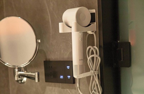 Weiyang Hotel | MEHOOD LESTIE Hotel(Xi'an Xixian Wuyue Plaza Afanggong South Metro Station Store)