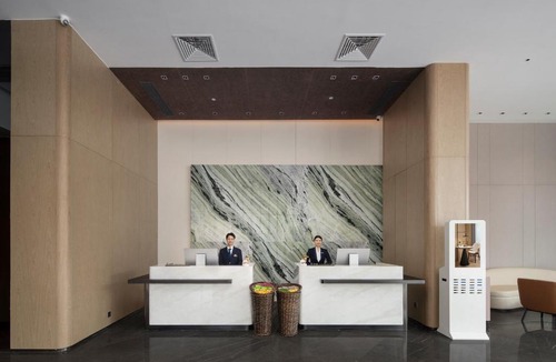 Panyu Hotel | Mehood Lestie Hotel Yuangang Metro Station