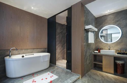 Nankai Hotel | Mehood Lestie, Tianjin Changhong Park