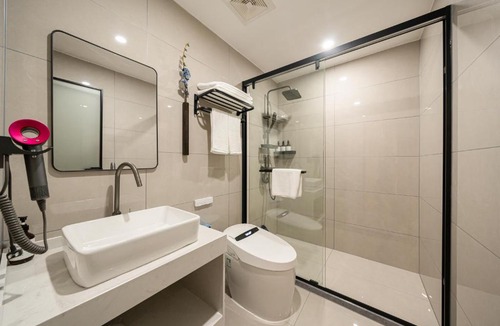 Pudong Hotel | MEI DI DU JIA HOTEL