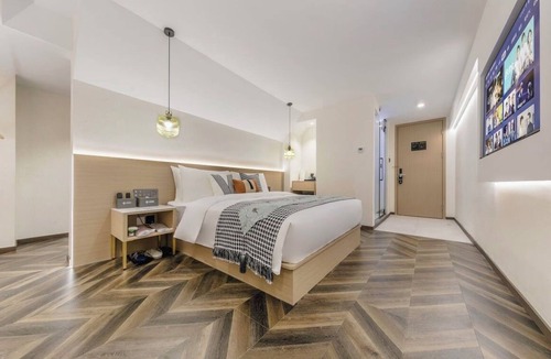 Gulou Hotel | meixi jiudian -Nanmendou Subway Station