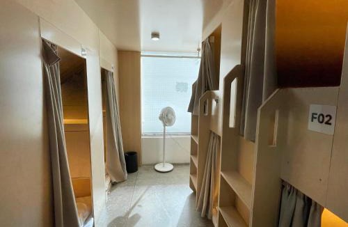 Hong Kou Hostel | Meow Hero Youth Hostel