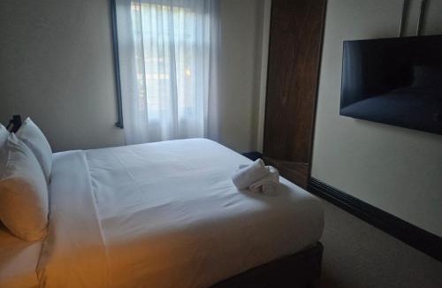 The Rocks Hotel | Mercantile Hotel