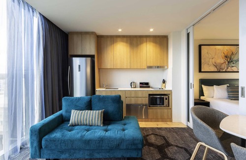 Belconnen Hotel | Mercure Canberra Belconnen