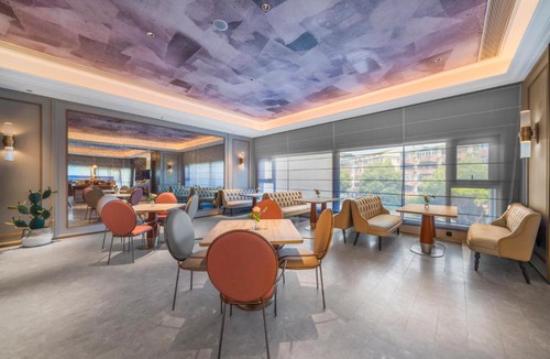 Zhonglou Qu Hotel | Mercure Changzhou Qingguo Lane