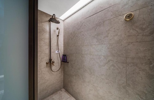 Zhonglou Qu Hotel | Mercure Changzhou Qingguo Lane