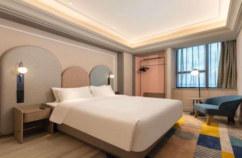Danzhou Hotel | Mercure Danzhou Yangpu Seaview