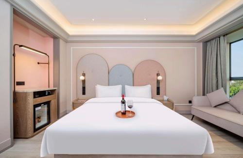 Huadu Hotel | Mercure Guangzhou Baiyun International Airport - Airport Free Shuttle Bus