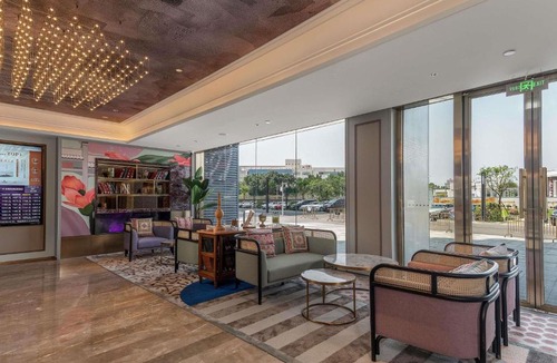 Huangpu Hotel | Mercure Guangzhou Financial City - Free Shuttle Bus to Canton Fair Complex During Canton Fair Period