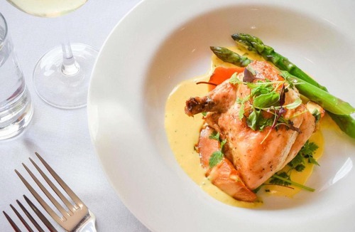 Pokolbin Hotel | Mercure Hunter Valley Gardens