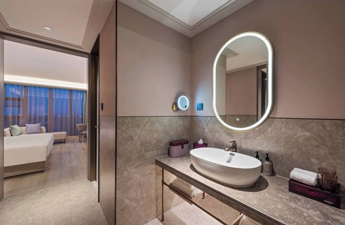 Chongchuan Hotel | Mercure Nantong Suxitong Riverside