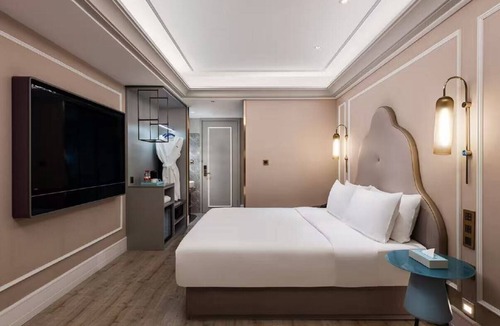 Pudong Hotel | Mercure Shanghai Waigaoqiao Free Trade Zone