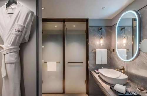 Jiang'an District Hotel | Mercure Wuhan Yangluo