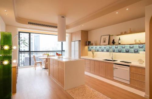 Xujiahui Apartment | Merit尊园 Four-bedroom near Xujiahui Church