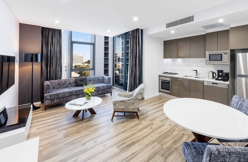 Mascot Apartment | Meriton Suites Mascot Central