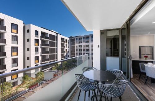 Mascot Hotel | Meriton Suites Sydney Airport