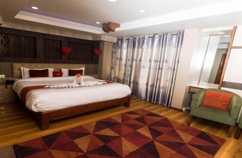 Sinamangal Hotel | MeroStay 032 Hotel Marinha