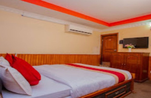 Sinamangal Hotel | MeroStay 165 HOTEL RI