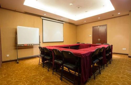 Caidian District Hotel | Metropolo, Wuhan, Jingkai Wanda Sports Center Subway Station