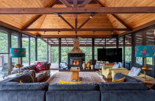 Eagle Bay House | Mibremilla I Private Properties