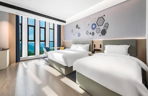 Xixiu District Hotel | Microtel by Wyndham Anshun Xixiu