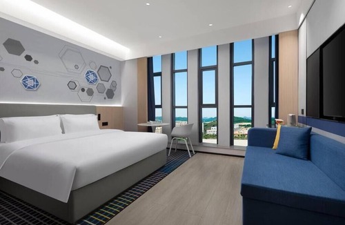 Xixiu District Hotel | Microtel by Wyndham Anshun Xixiu