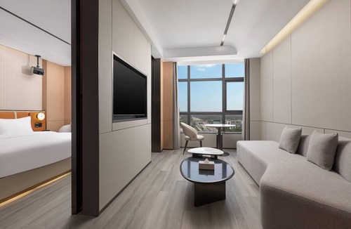 Maonan District Hotel | Microtel BY Wyndham Maoming Dianbai