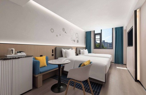 Beilin Hotel | Microtel By Wyndham Xian Beilin