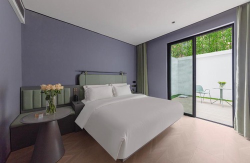 Kunming City Centre Hotel | Mido Hotel - Kunming Nanping Pedestrian Street Railway Station Store