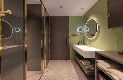 Kunming City Centre Hotel | Mido Hotel - Kunming Nanping Pedestrian Street Railway Station Store