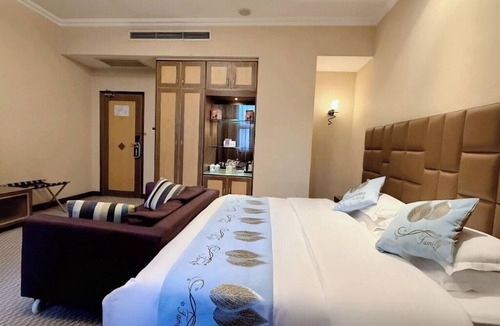 Jeifangbei Central Business District Hotel | Milky Way Hotel Chongqing