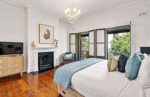 Millers Point House | Millers on Kent III - Perfect Abode for 10 people