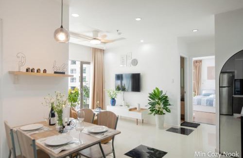 Son Tra Apartment | Min Cozy Nook Monarchy - 2BR luxury riverview