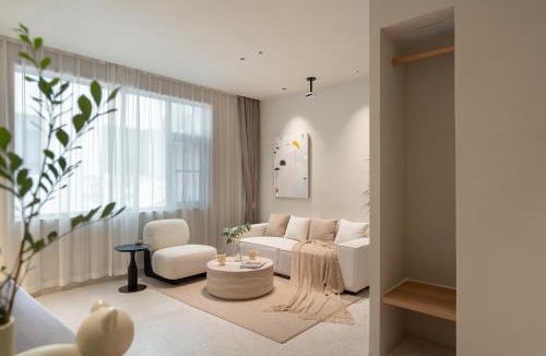 Yangshuo House | Miss Autumn Bakery House &Boutique Hotel