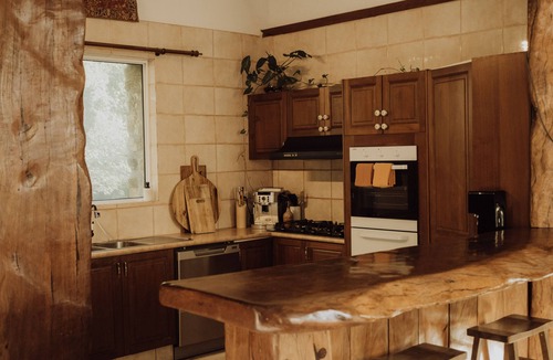 Uki House | Misty Mountain Manor