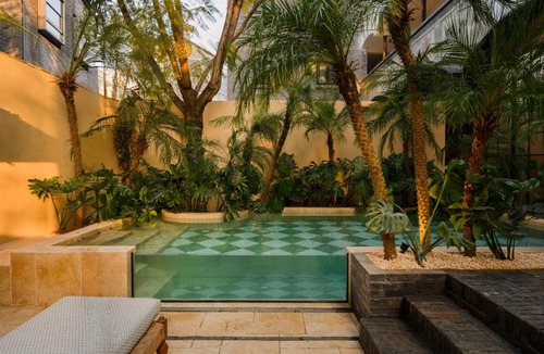 Yuzhong Hotel | MitAn Resort Hotel-Chongqing Jiefangbei Branch