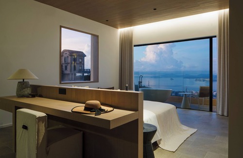 Yantian Hotel | Miyue Shenzhen Tianlu Secret Wild Wizard Holiday Hotel