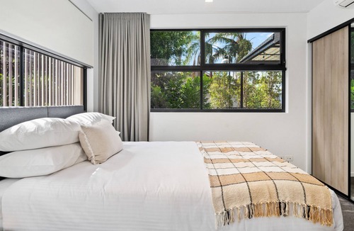 Windsor Apartment | Modern 2-Bed with a Spacious Patio
