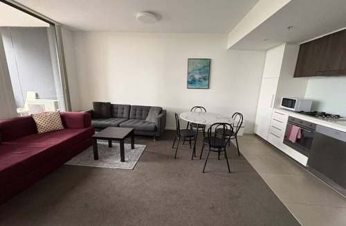Hurstville Apartment | Modern Comfort | Hurstville 1BR