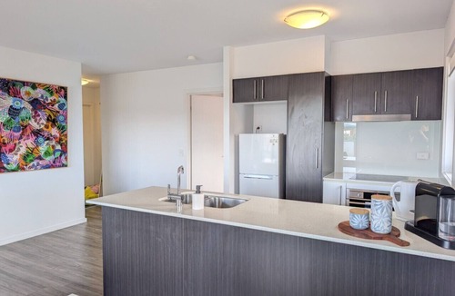 Wright Apartment | Modern & Relaxed Apartment, Great Views @Wright