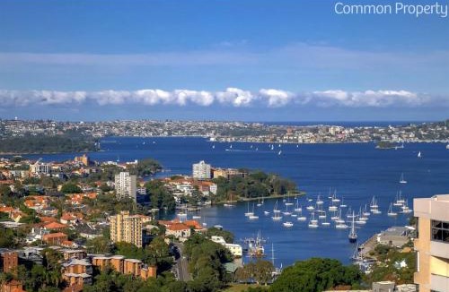 North Sydney Apartment | Modern Spacious City Pad with Rooftop Pool and Gym