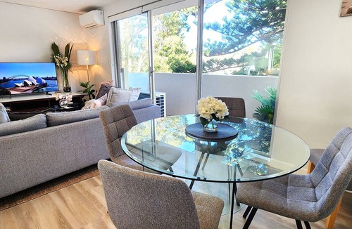 North Bondi Apartment | Moments to Famous Bondi Beach
