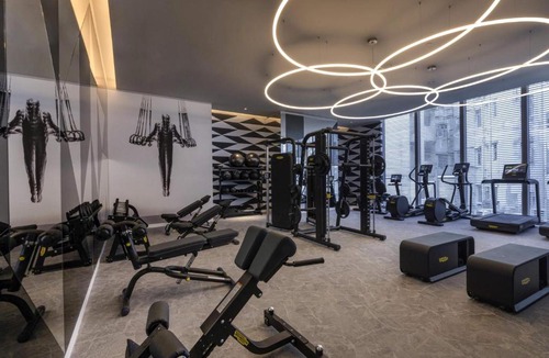 Tsim Sha Tsui Hotel | Mondrian Hong Kong