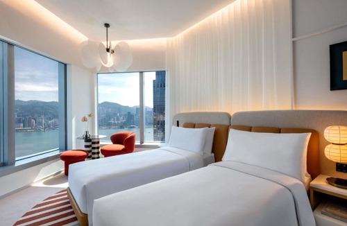 Tsim Sha Tsui Hotel | Mondrian Hong Kong